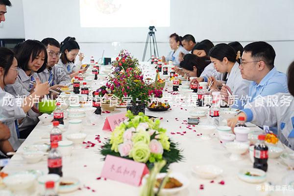 成都瀘州承包高中食堂：為學(xué)生提供優(yōu)質(zhì)飲食服務(wù)